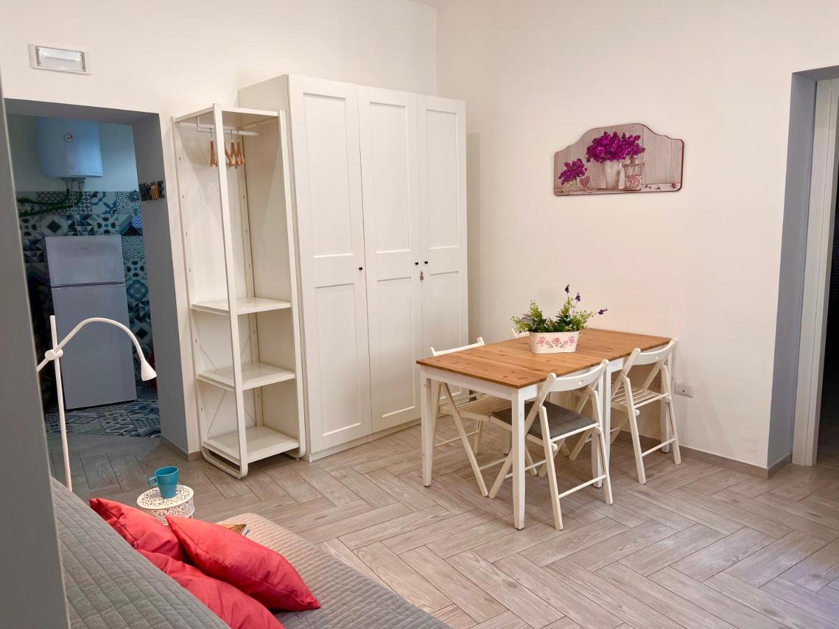 Vico Longo 25 Apartment Napoli Ngoại thất bức ảnh